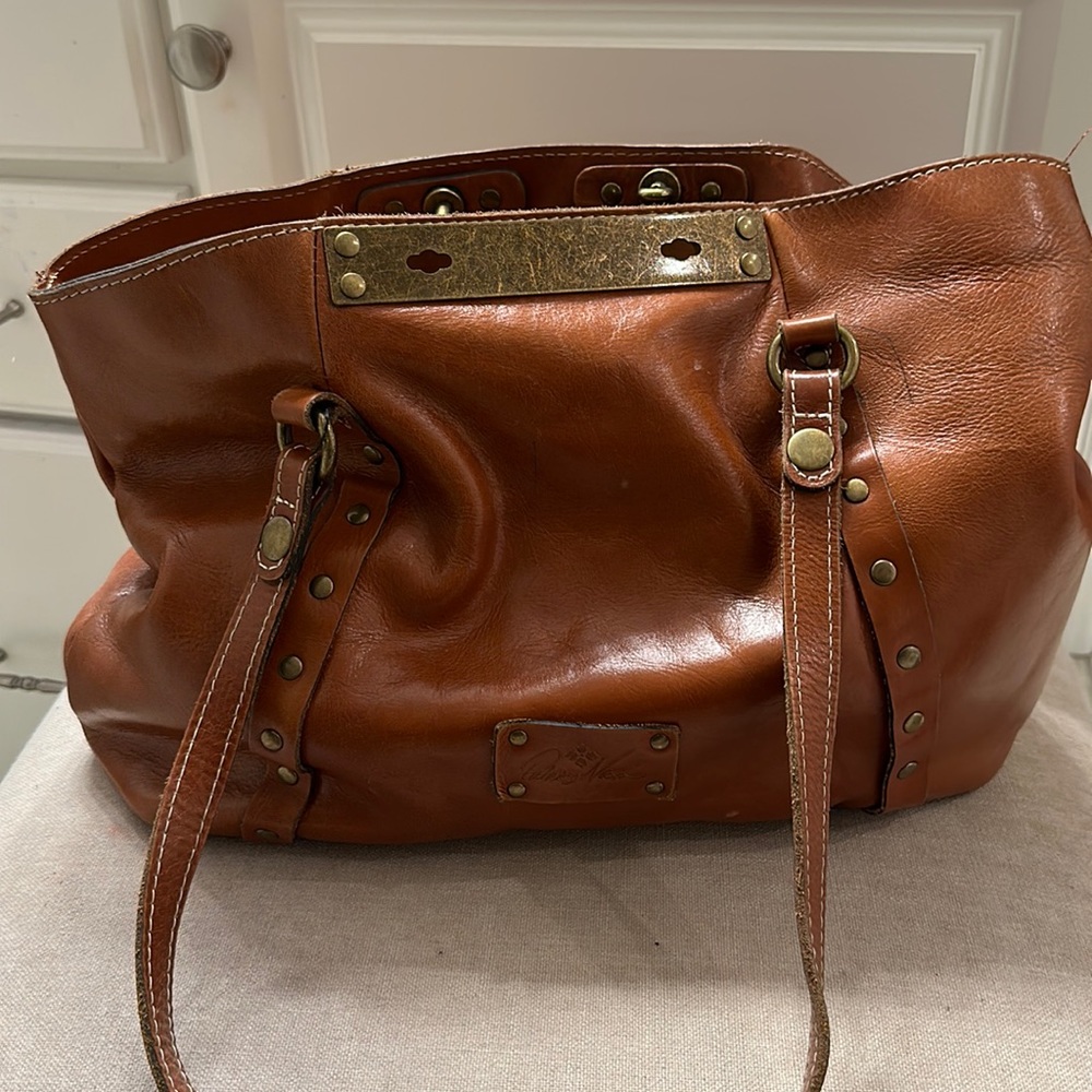 Used Patricia Nash shoulder bag
